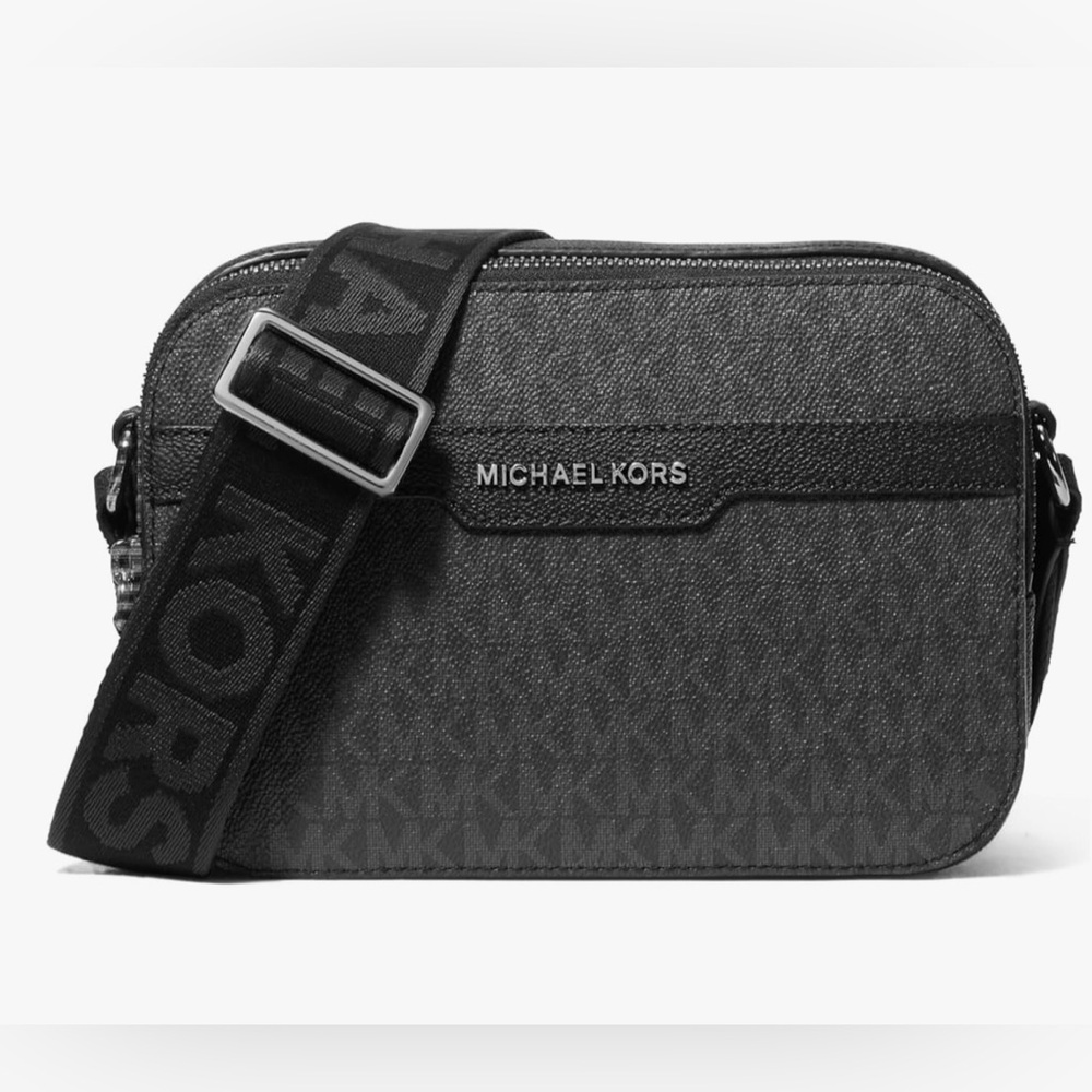 NWT! Michael Kors Hudson Double Zip Signature Logo Camera Bag